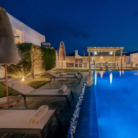Sonel Luxury Villa, A Family Retreat, By Thinkvilla Willa Mouzákion