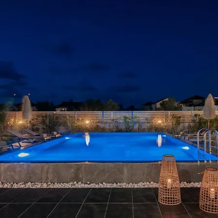 Sonel Luxury Villa, A Family Retreat, By Thinkvilla Willa *