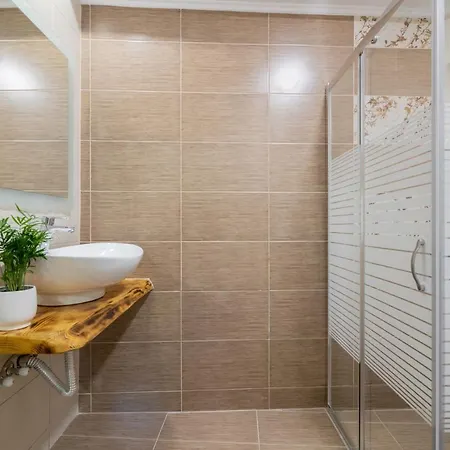 Sonel Luxury Villa, A Family Retreat, By Thinkvilla * Mouzákion