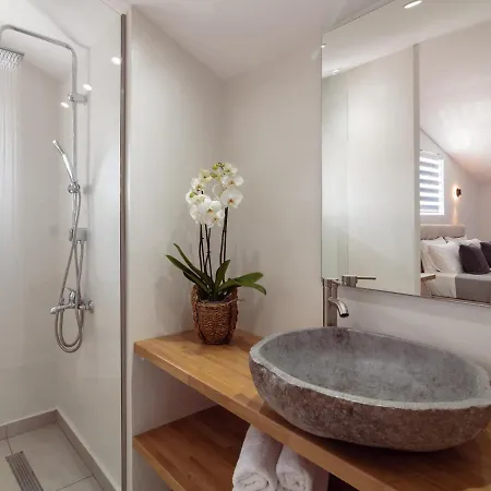 Willa Sonel Luxury Villa, A Family Retreat, By Thinkvilla Mouzákion