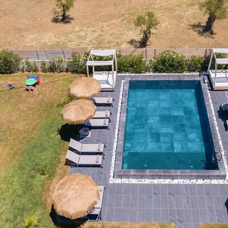 Sonel Luxury Villa, A Family Retreat, By Thinkvilla Mouzákion