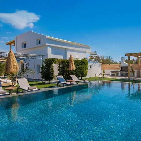 Sonel Luxury Villa, A Family Retreat, By Thinkvilla Βίλα